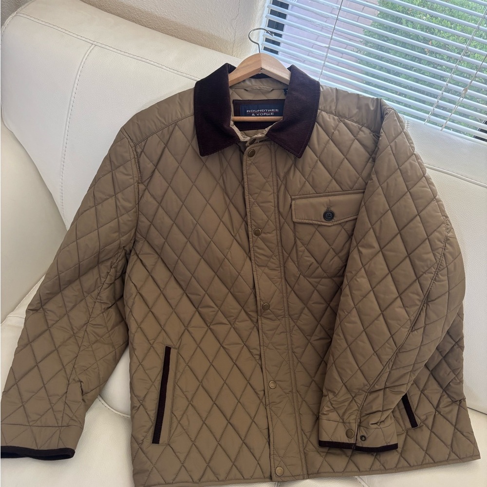 Roundtree & Yorke Quilted Tan Jacket